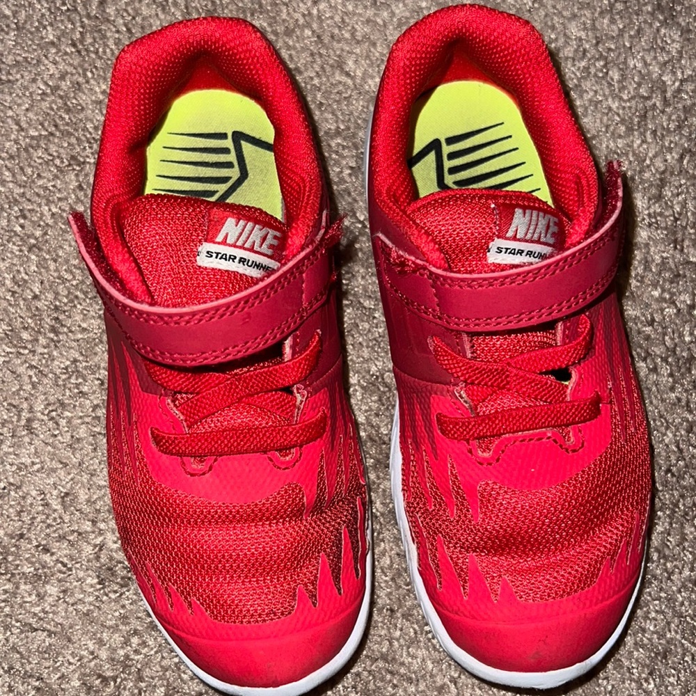 Kids sneakers